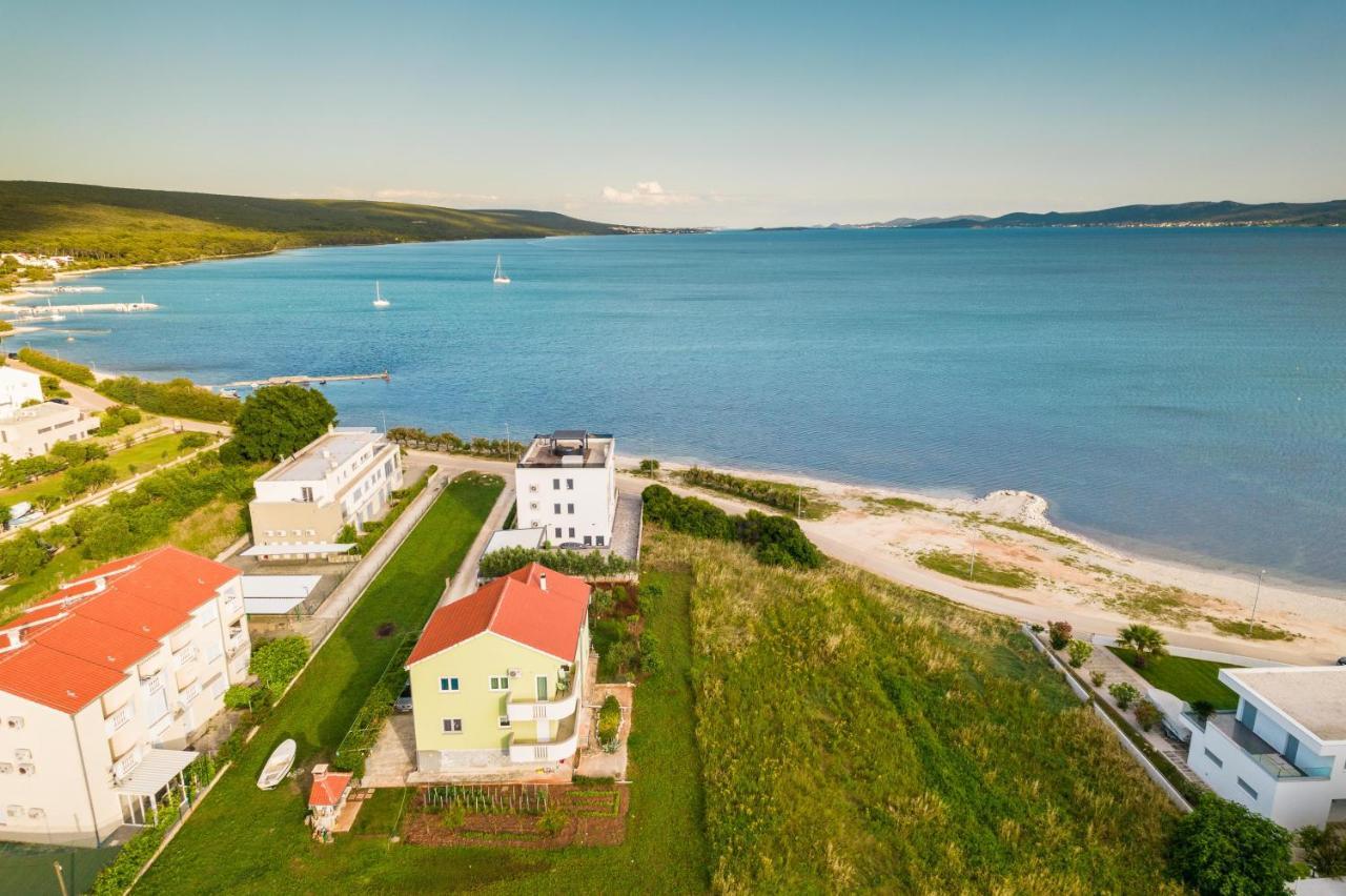 Apartments Matilda Sukošan Exterior foto